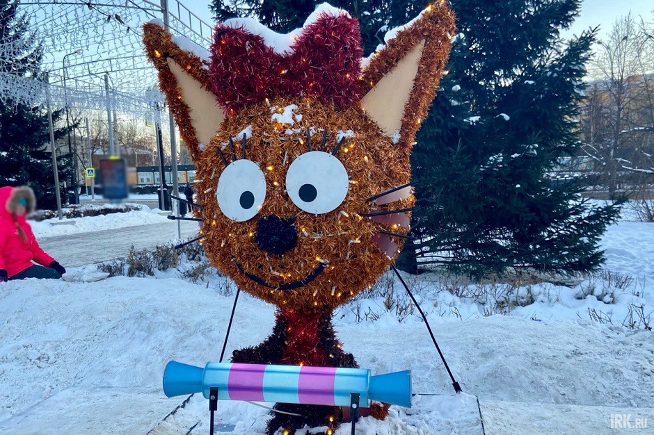 Новые скульптуры в сквере имени Кирова. Фото Наталии Раткевич, IRK.ru