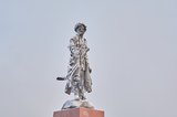 Путешествие по Тихвинской площади