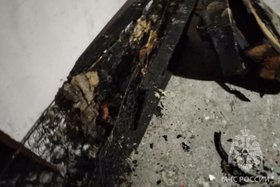 Окурок упал на диван и вызвал пожар. Фото пресс-службы ГУ МЧС по Иркутской области