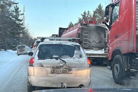 Погодные условия затруднили движение на Култукском тракте. Фото очевидца