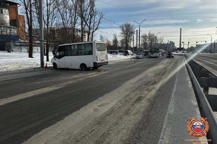 ДТП с маршруткой. Фото Госавтоинспекции Иркутска