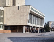 21 февраля 2025 года в Иркутском музыкальном театре им. Н.М. Загурского прошёл благотворительный концерт «Сквозь время и поколения… Защитникам Отечества посвящается».