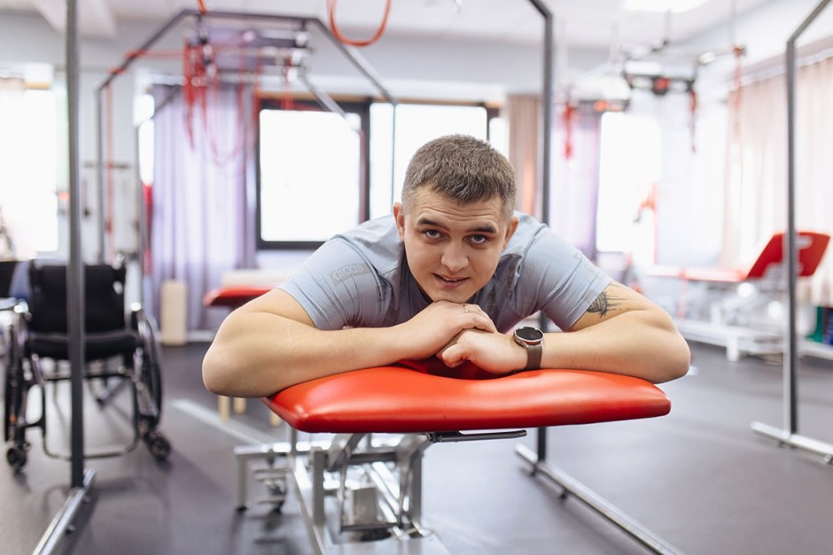 Встать на ноги помогают квалифицированные специалисты