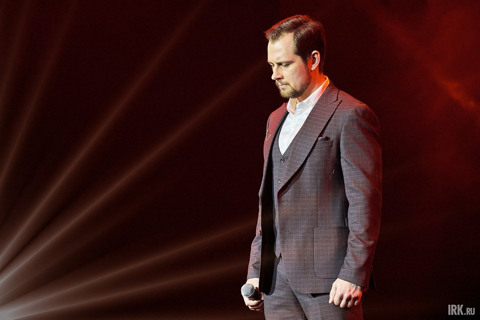 Калиник Семёнов победил с песней «Поклонимся великим тем годам» Александры Пахмутовой на стихи Михаила Львова. Песня в своё время вошла в репертуар Иосифа Кобзона.