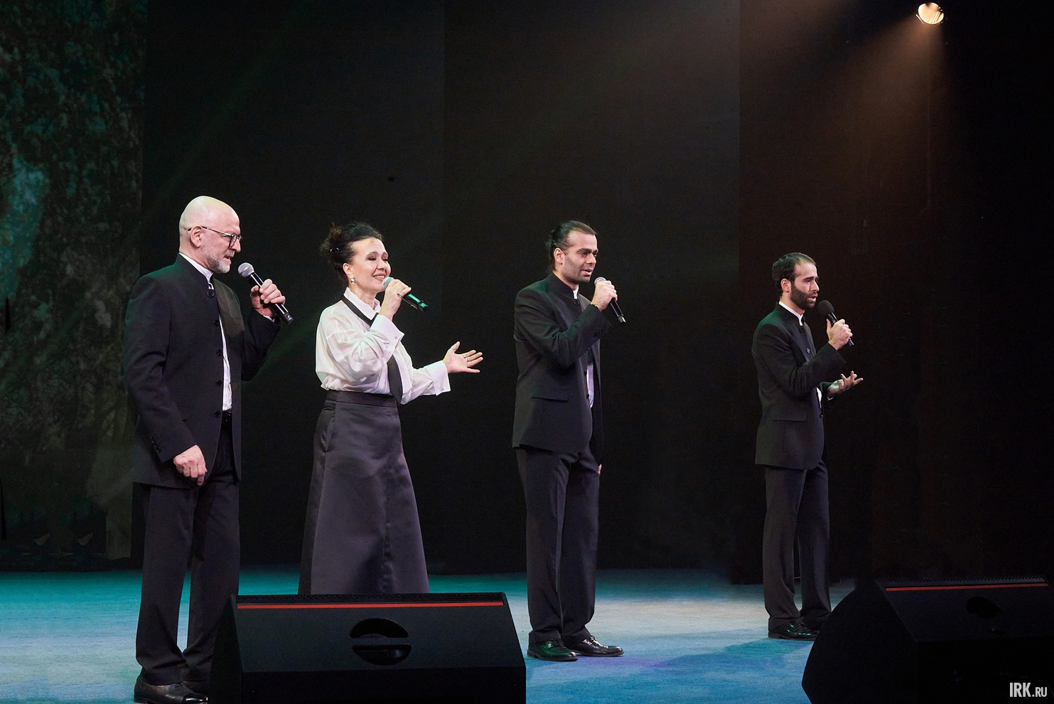 Музыкальный квартет, финалисты шоу «Ну-ка, все вместе!» семья Боджгуа.