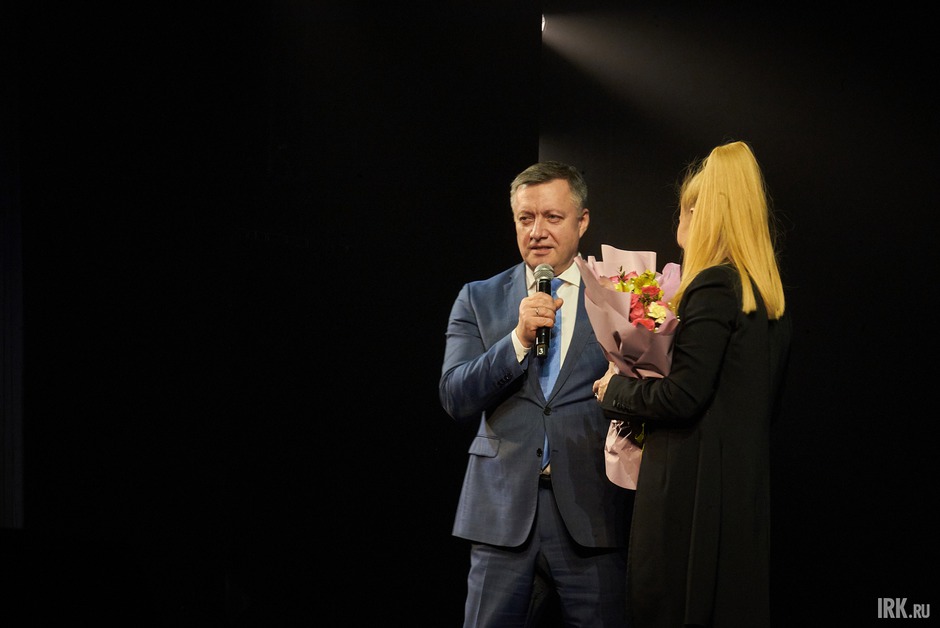 На концерте присутствовал губернатор Иркутской области Игорь Кобзев.