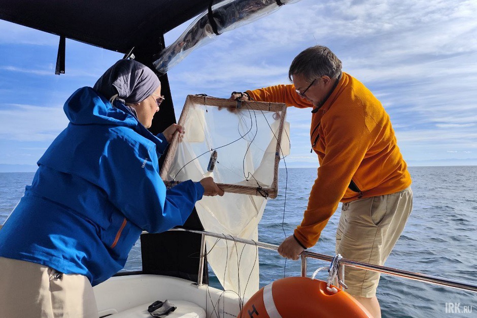 Фото команды экспедиции по экологическому мониторингу озера Байкал
