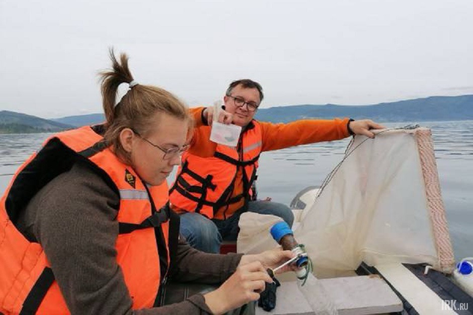 Фото команды экспедиции по экологическому мониторингу озера Байкал