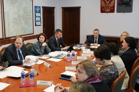 Заседание подгруппы «Кадры в индустрии гостеприимства». Фото пресс-службы правительства Иркутской области