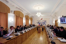 Заседание. Фото с сайта правительства Иркутской области