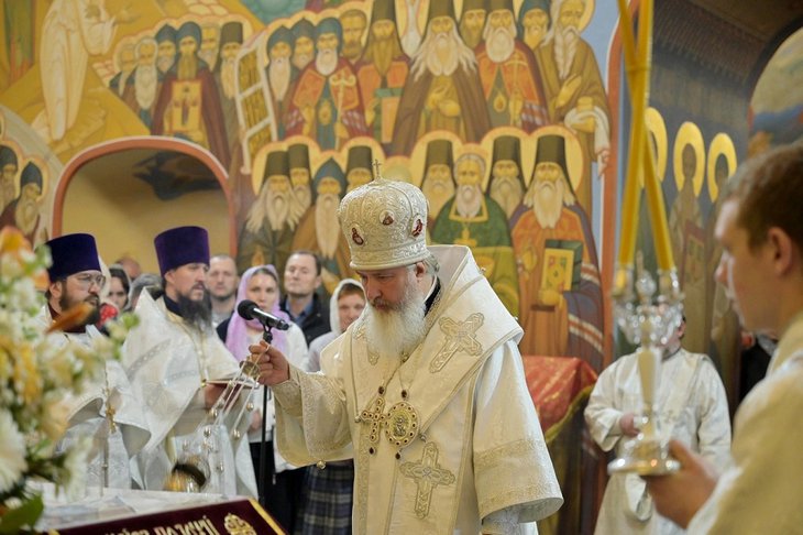 Пасхальное богослужение. Фото Иркутской епархии