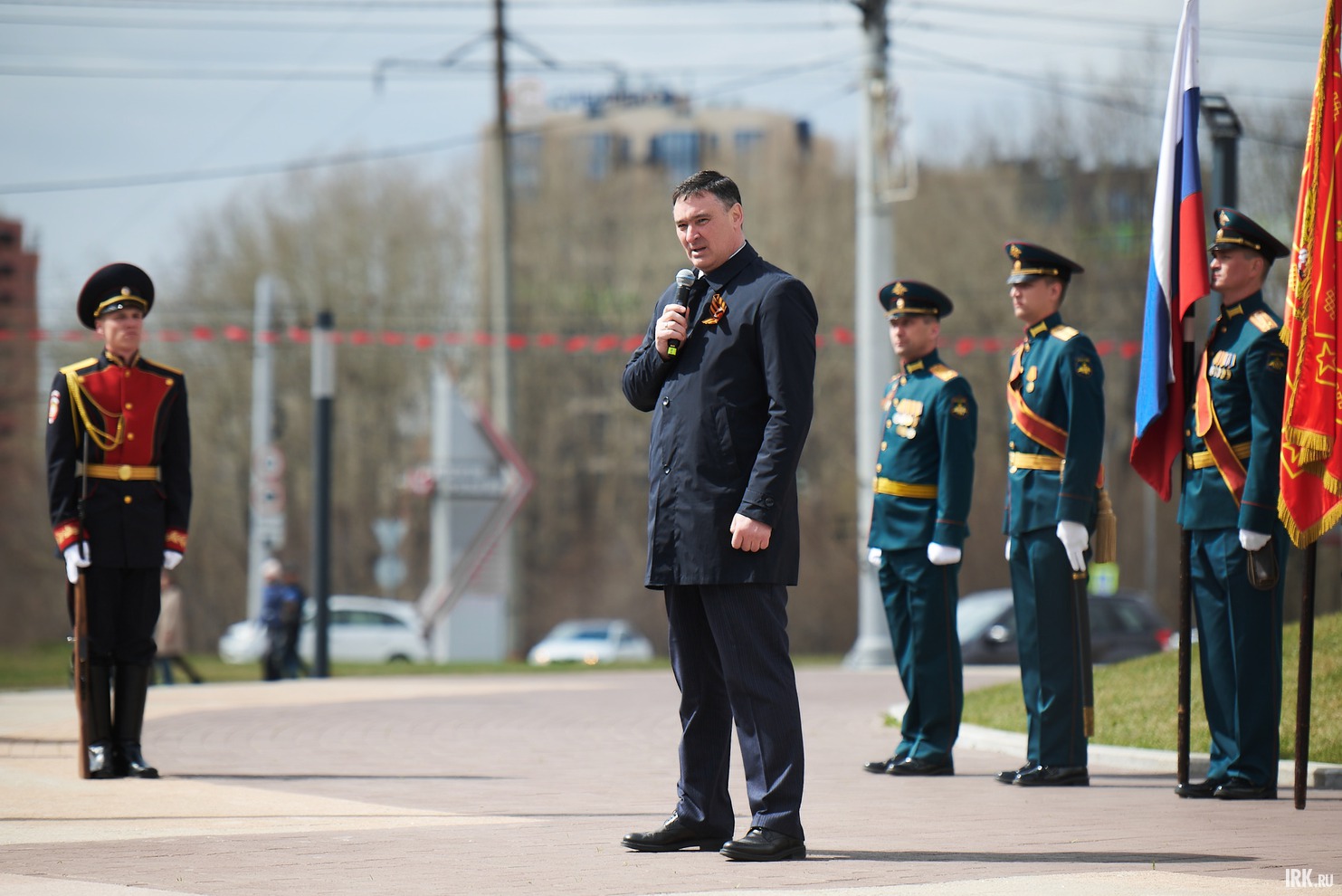 Руслан Болотов: «Сейчас наши земляки снова являются надежным тылом для наших бойцов на передовой. И они чувствуют вашу поддержку. Вы продолжаете славные традиции прошлых поколений. Только вместе мы победим!».