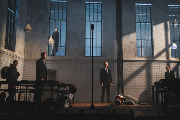 Фото: Татьяна Китинг, Игорь Червяков с сайта dramteatr.ru