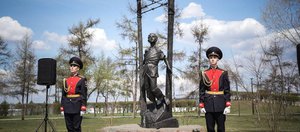 В Иркутске открыли памятник детям — узникам фашистских концлагерей