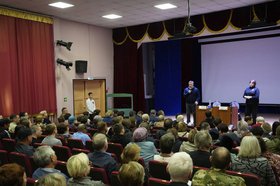 Встреча губернатора Игоря Кобзева с жителями Катангского района. Фото пресс-службы правительства Иркутской области
