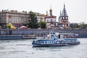 Речной трамвайчик. Фото из телеграм-канала Восточно-Сибирского речного пароходства
