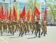 Зрители увидели курсантов в форме времён Великой Отечественной войны.