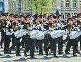 Впервые в шествии приняли участие курсанты-барабанщики Иркутского суворовского военного училища.