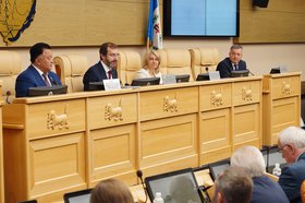 Сессия Заксобрания. Фото IRK.ru