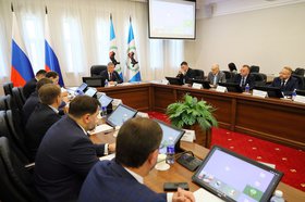 Совещание. Фото пресс-службы правительства Иркутской области