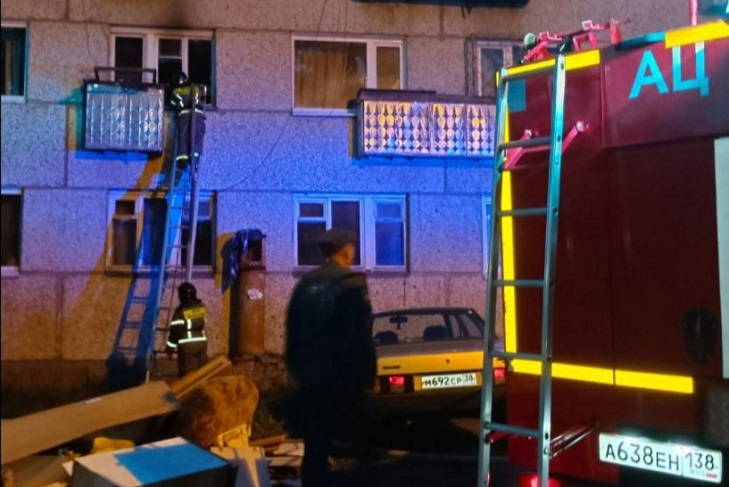 При пожаре в Усть-Илимске погиб пенсионер. Фото ГУ МЧС России по Иркутской области