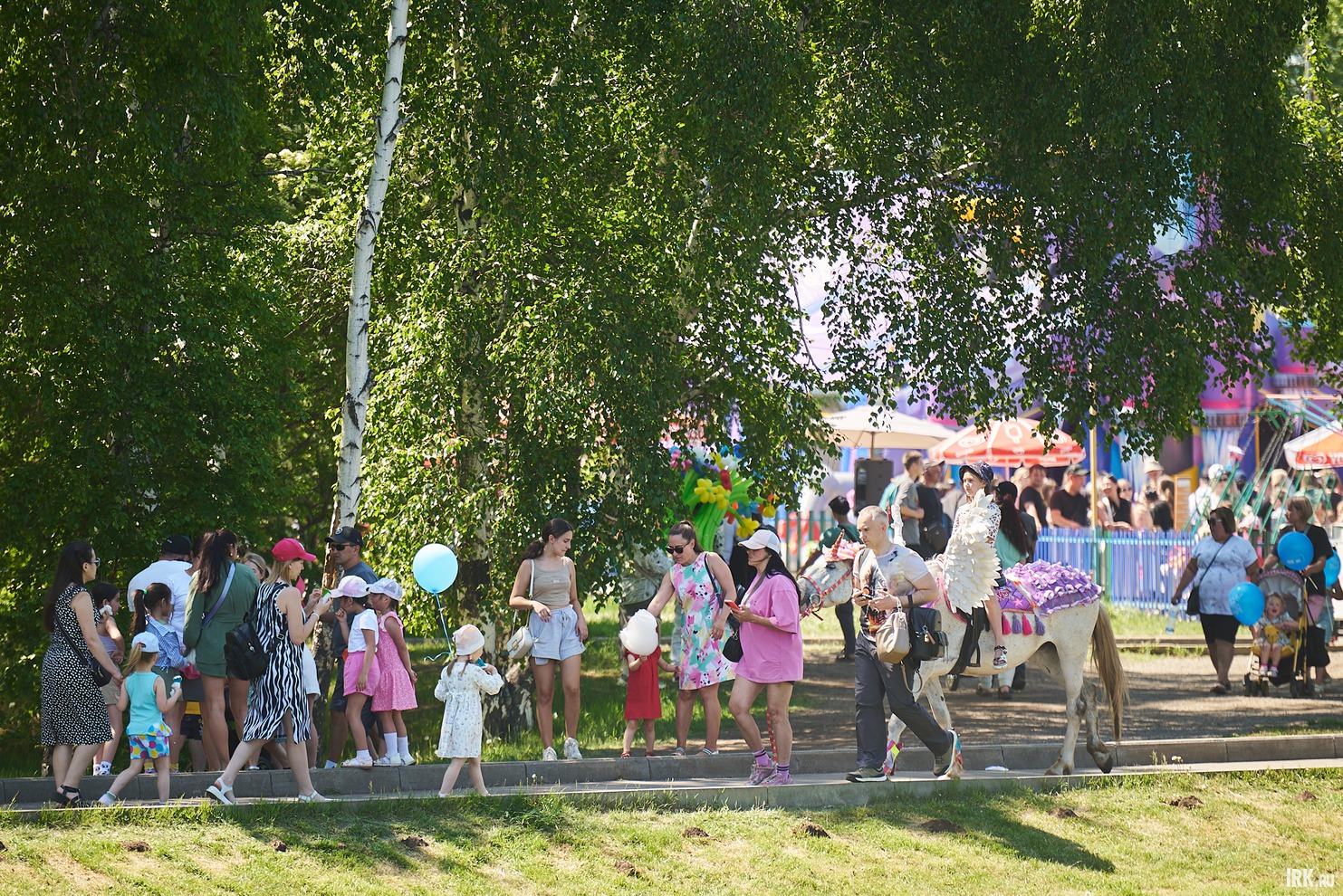 Остров Конный не пустовал.