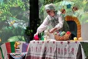 Спектакль «Волшебные клубочки» в Сибирском зоопарке