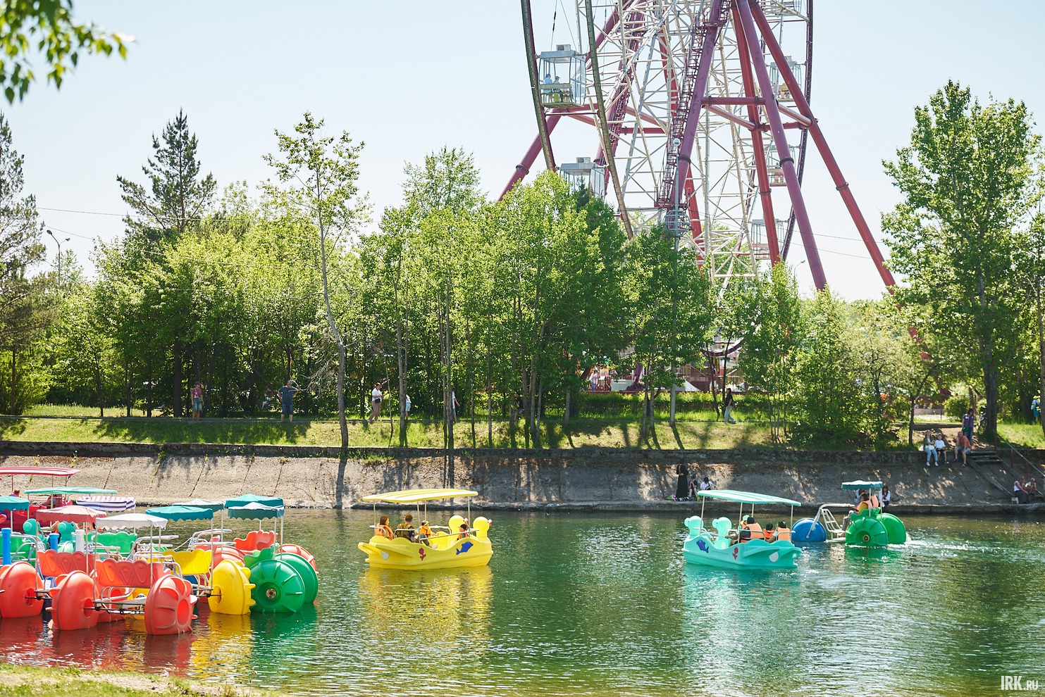 Неплохим решением было покататься на катамаране или сапе.