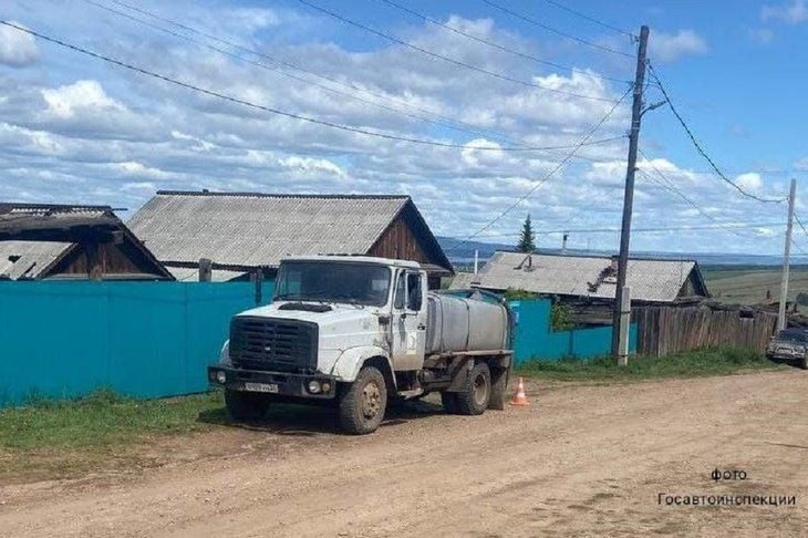 Водовоз. Фото пресс-службы Госавтоинспекции Иркутской области