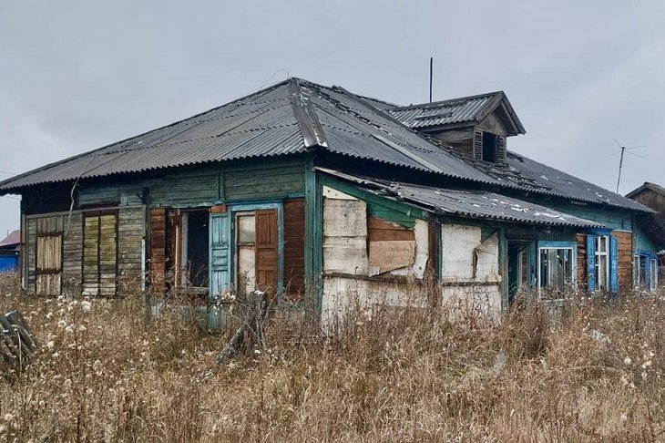 Аварийный дом, в котором депутат захватил две квартиры. Фото пресс-службы СУ СКР по Иркутской области