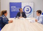 Александр Ведерников провел прием граждан. Фото IRK.ru