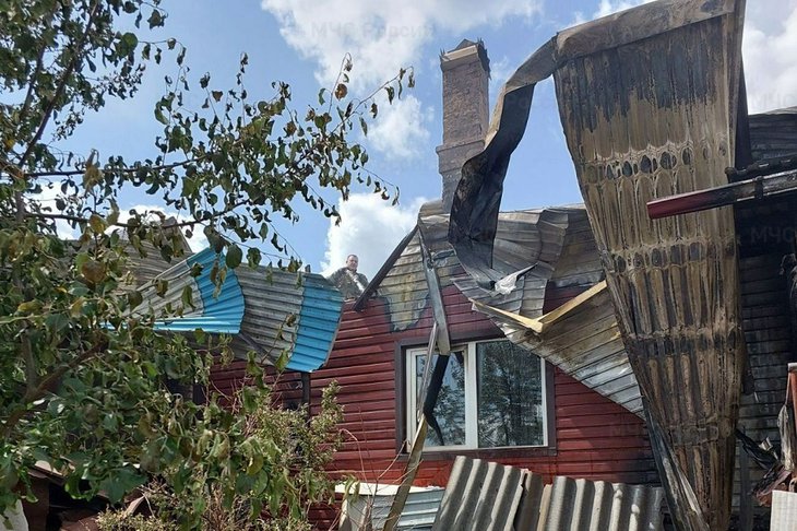 Горевший дом. Фото ГУ МЧС России по Иркутской области