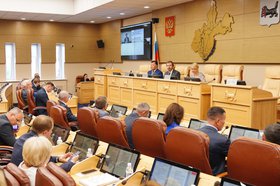 Сессия Заксобрания. Фото IRK.ru