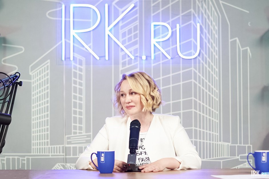 Анна Суркова