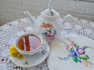 Два рецепта напитка из иван-чая и из одуванчиков.