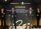 Губернатор Иркутской области Игорь Кобзев и гендиректор ПАО «ВымпелКом» Сергей Анохин. Фото ПАО «ВымпелКом»