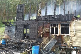 Последствия пожара. Фото пресс-службы ГУ МЧС по Иркутской области