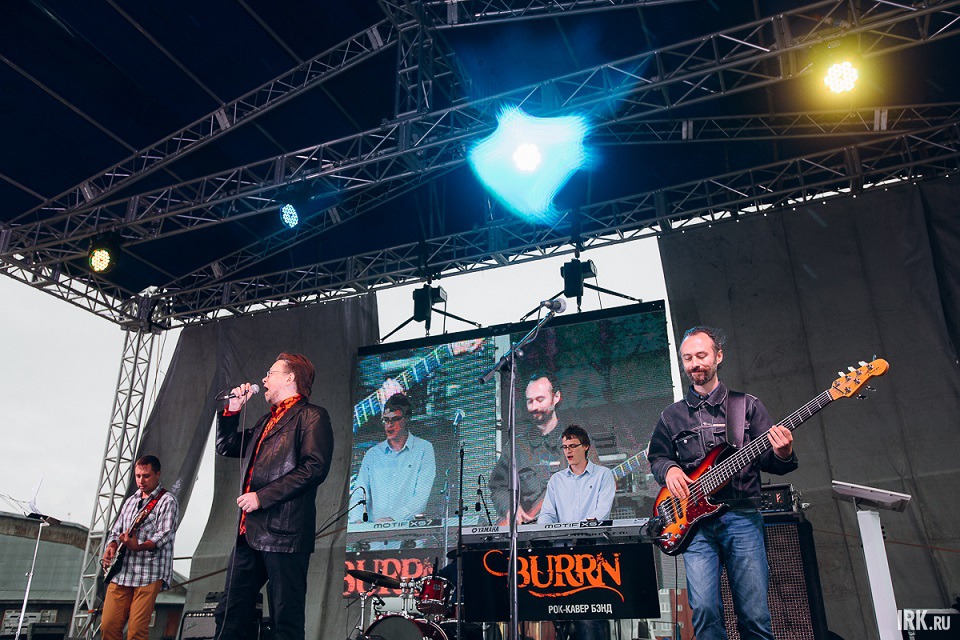 В рамках мероприятия прошел праздничный концерт при участии иркутских музыкальных коллективов.