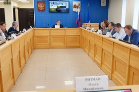 Заседание. Фото IRK.ru