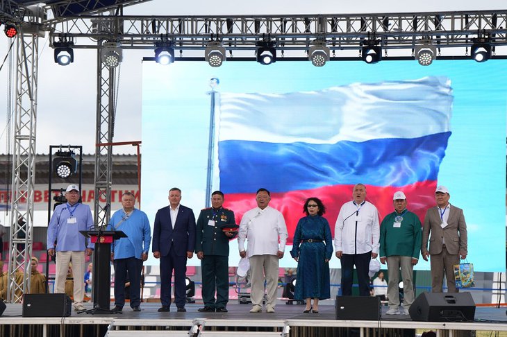 Открытие Сур-Харбана. Фото пресс-службы правительства Иркутской области