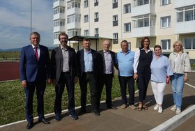 Депутаты ЗС в Нижнеудинске. Фото с сайта ЗС Иркутской области