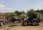 Уборка свалки. Фото пресс-службы администрации Иркутска