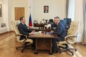 Встреча с главой Минприроды РФ Александром Козловым. Фото пресс-службы правительства Иркутской области