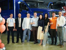 Гости и встречающие, автозавод УРАЛ и компания «Байкал-АвтоТрак-Сервис»