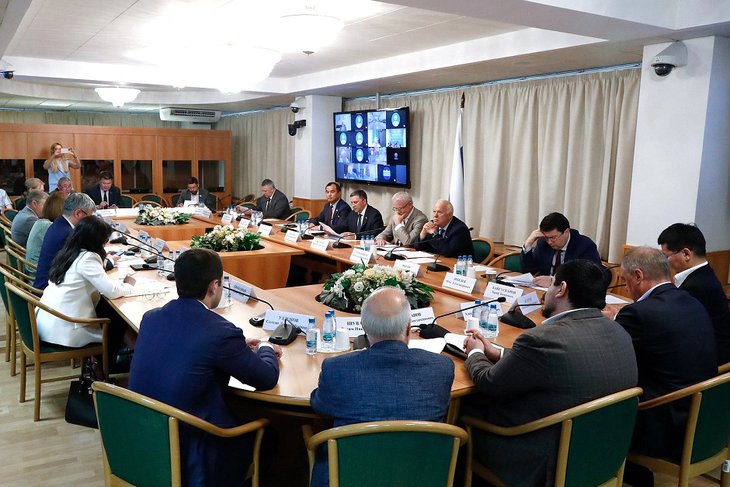 Обсуждение законопроекта об охране Байкала. Фото Минприроды РФ