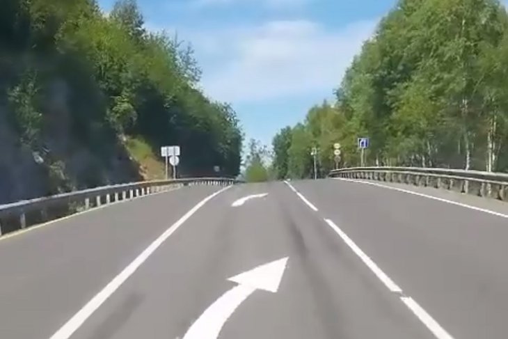 Новая разметка. Скриншот видео ФКУ Упрдор «Южный Байкал»