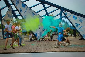 День красок на Цветочном бульваре