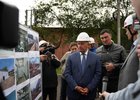 Игорь Кобзев и Руслан Болотов на площадке строительства теплового луча. Фото пресс-службы правительства Иркутской области