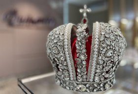 Выставка копии Большой Императорской Короны Российской Империи
