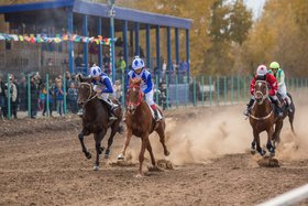 Скачки. Фото пресс-службы администрации Иркутского района